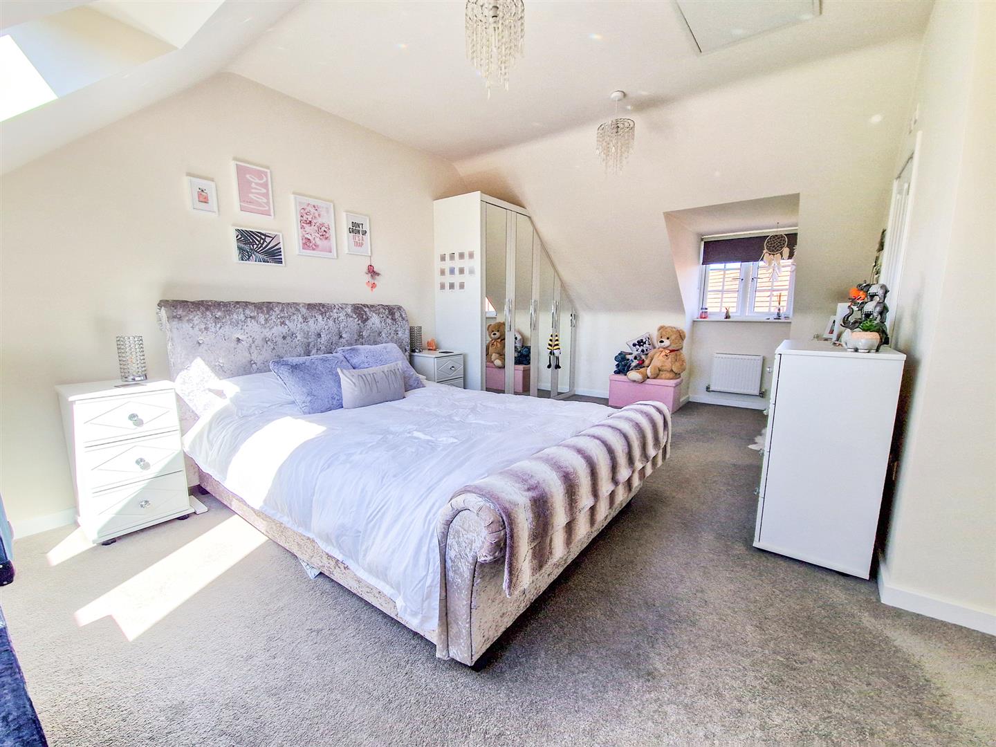 Hovingham Drive, Great Denham, Bedford